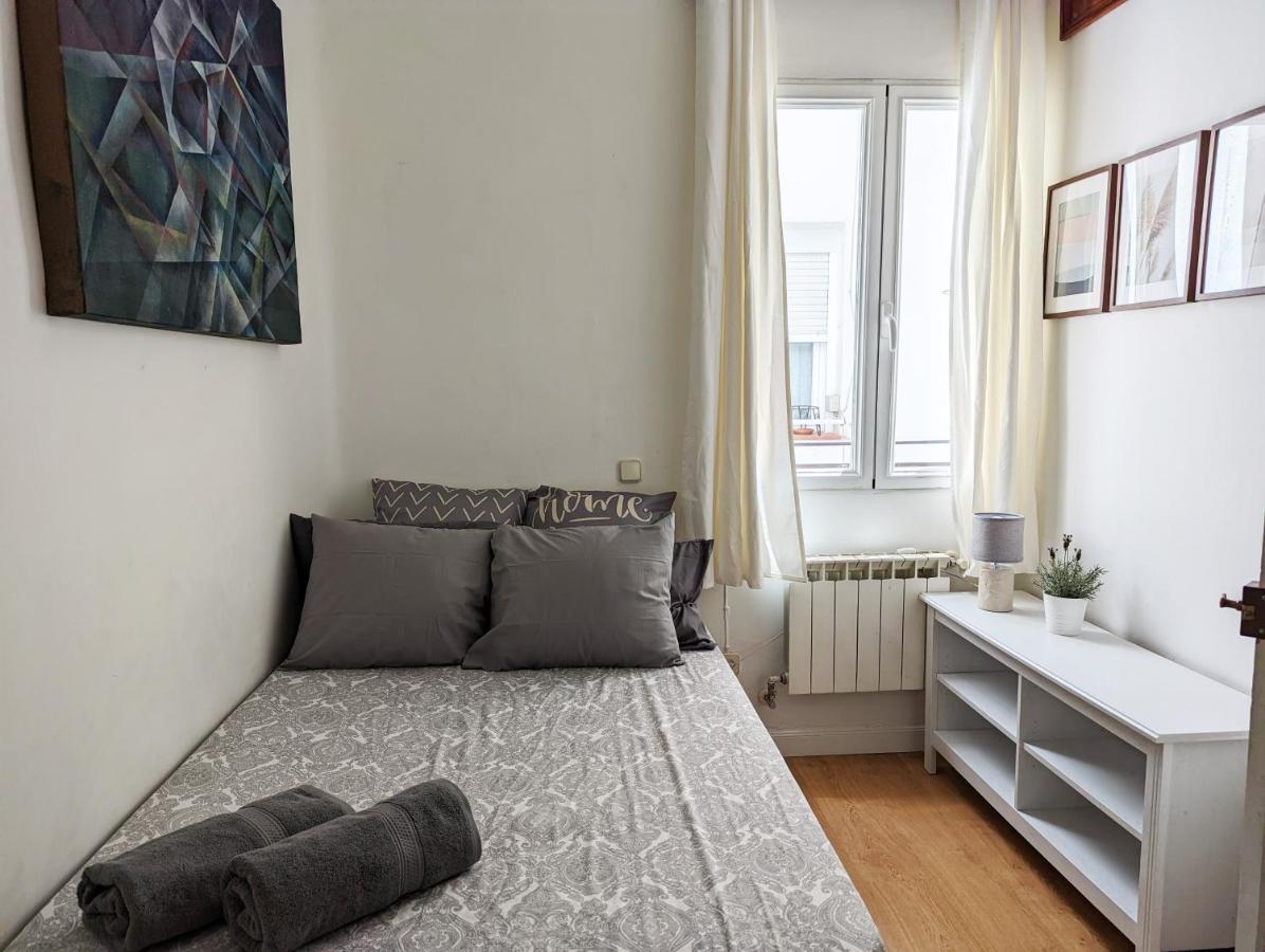 Plaza Paja Arrendamiento De Temporada Apartment Мадрид Екстериор снимка