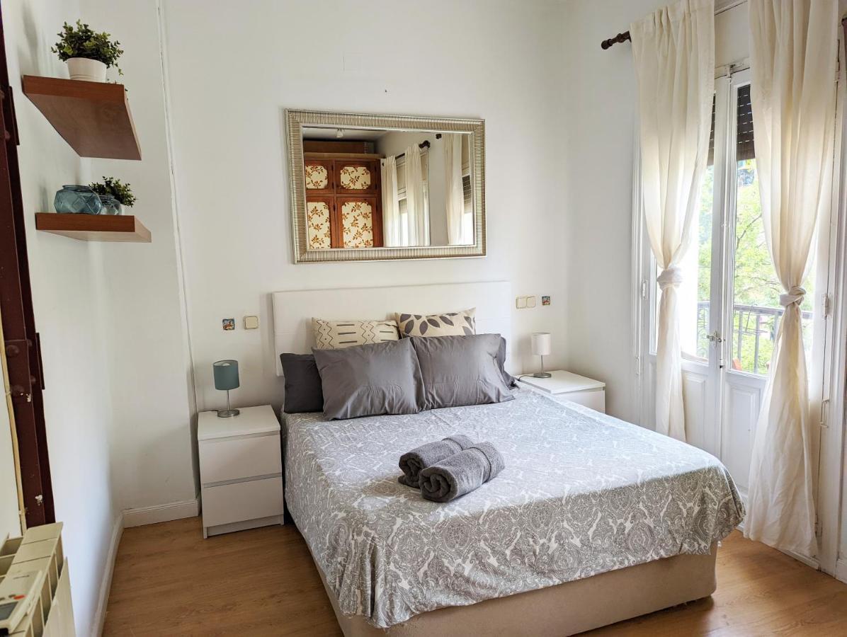 Plaza Paja Arrendamiento De Temporada Apartment Мадрид Екстериор снимка